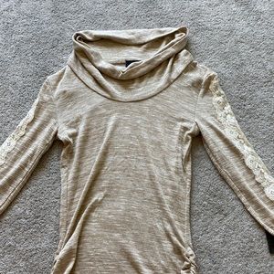 longsleeve turtleneck